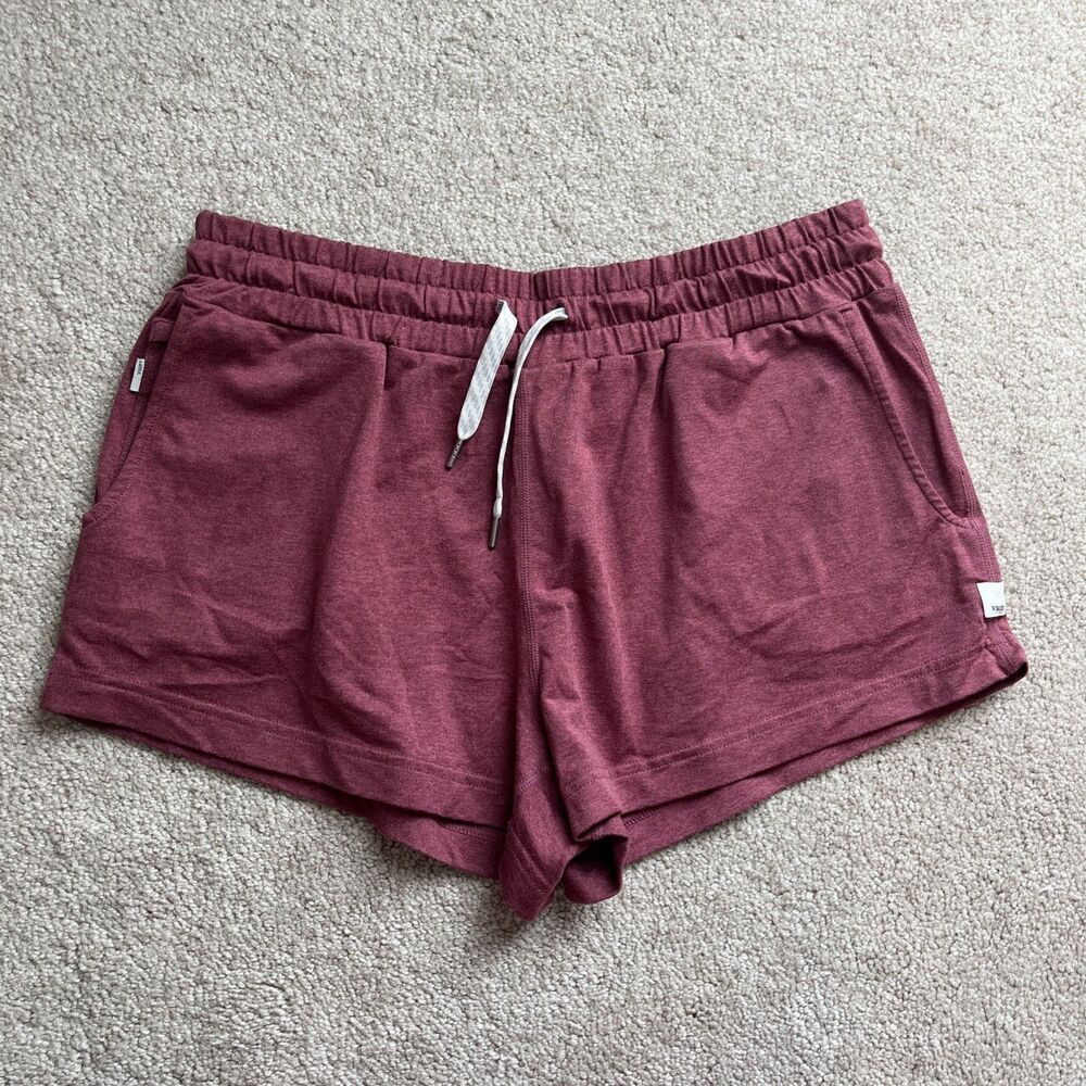 Vuori Halo Performance Shorts Womens Small Red DreamKnit VW339 Athleisure Lounge